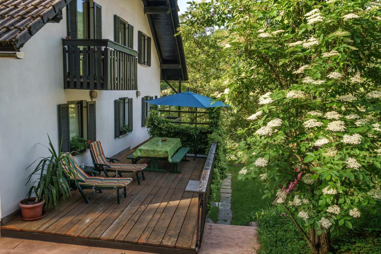 Apartments Zakrasnik Škofja Loka Exterior foto